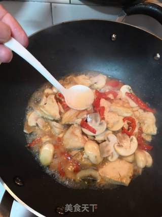 豆腐和鸡脚菇的做法大全