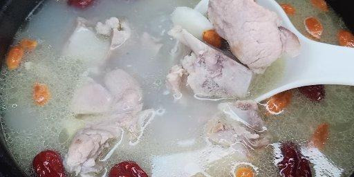快速煮排骨汤的做法
