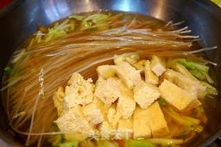 白菜炖冻豆腐粉条的做法