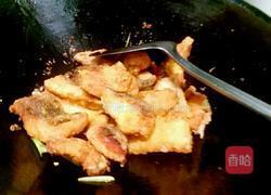 铁板糍粑鱼的家常做法