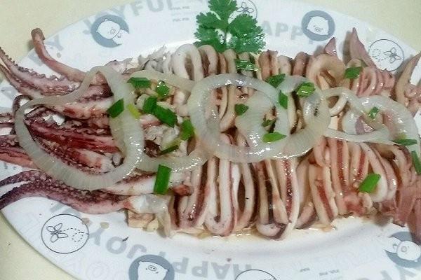 清蒸鱿鱼豆腐的做法视频