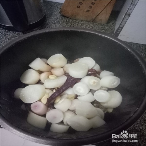 牛排骨炖绿萝卜的做法