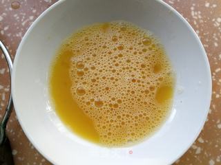 南瓜炒鸡蛋和面粉的做法