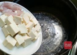 香辣豆腐韭菜汤的做法