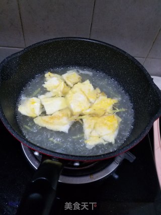 水糍粑鸡蛋汤的做法
