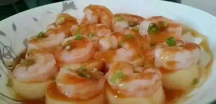 青椒炒内脂豆腐的做法