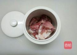 排骨枸杞炖鸭血的做法
