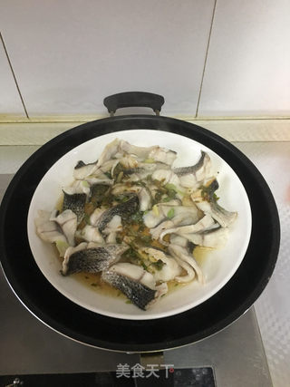 葱油鱼的做法葱油鱼