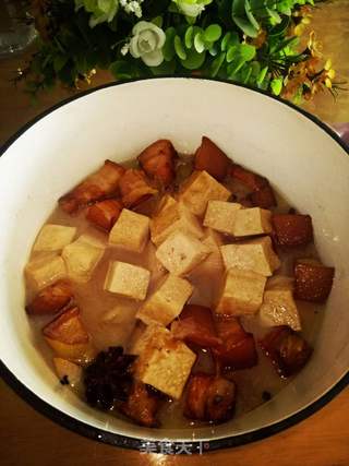 肉炖豆腐大豆腐的做法