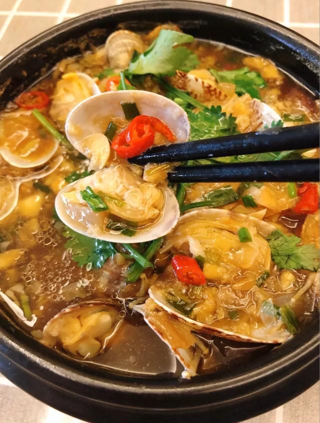 砂锅花甲粉丝的做法