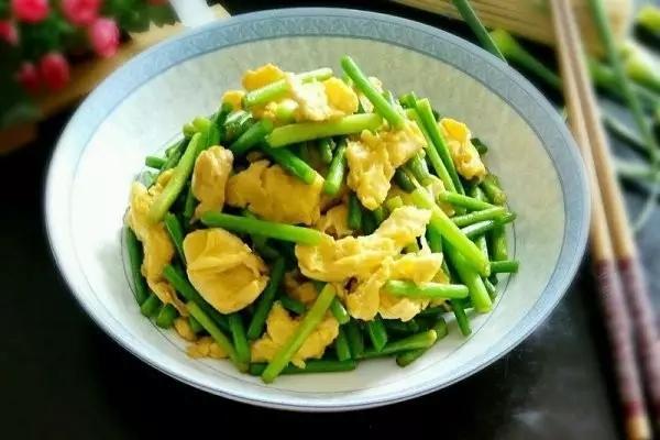 蒜苗汤不要鸡蛋做法
