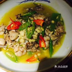 酸汤柠檬牛蛙的做法