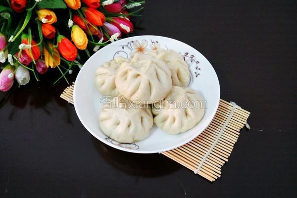 猪肉豆腐馅包子的做法