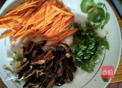 鳕鱼香菇肉末汤的做法