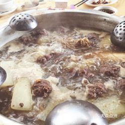 牛骨炖牛排汤的做法