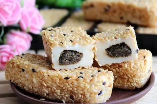 椒江鸡蛋麻糍摆摊做法