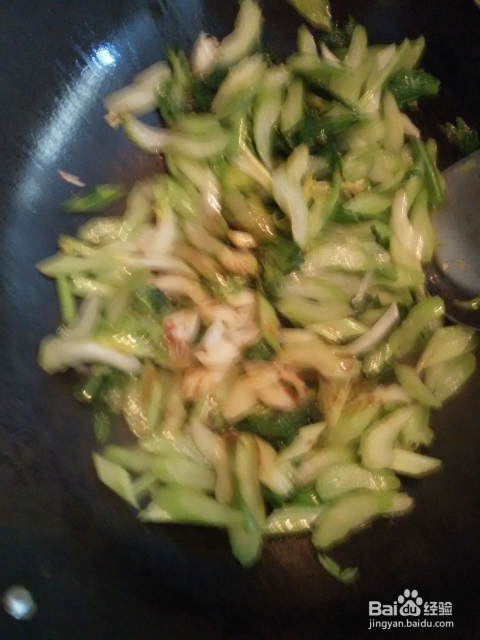 芹菜跟豆腐鸡蛋的做法