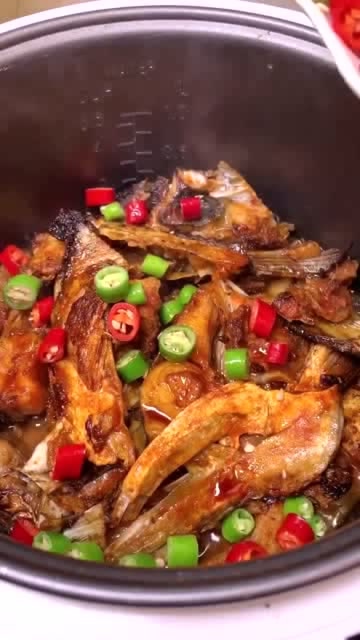 地锅鱼的做法红烧