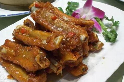 小米炸排骨的家常做法