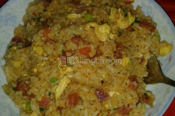 番茄韭菜鸡蛋炒饭的做法