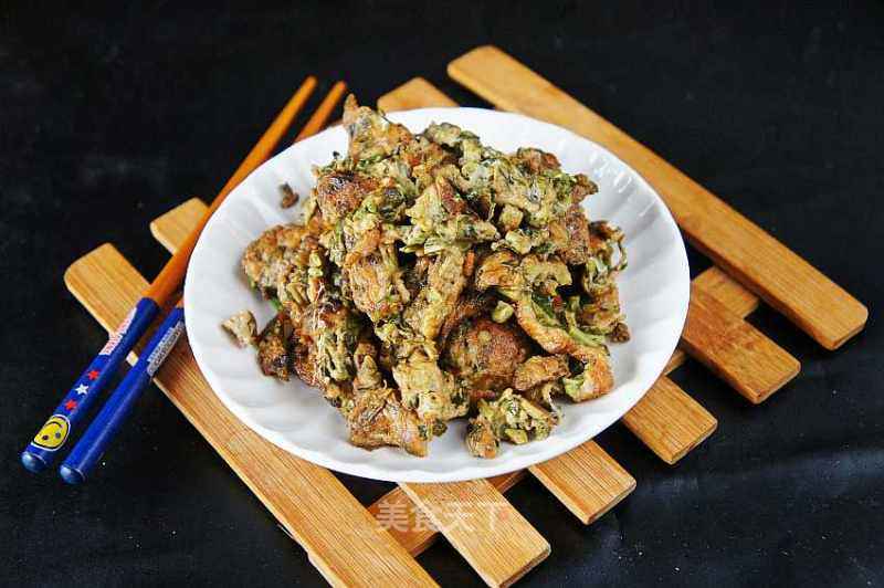 哈尔滨香椿炒鸡蛋的做法