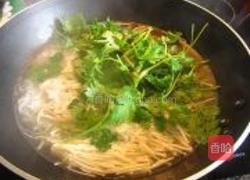 金针菇炖鱼的做法大全