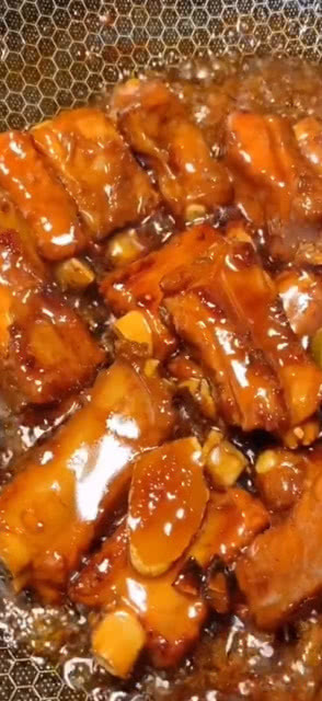 煎排骨做酸甜骨的做法视频