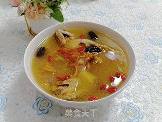 荔枝鹌鹑汤的做法