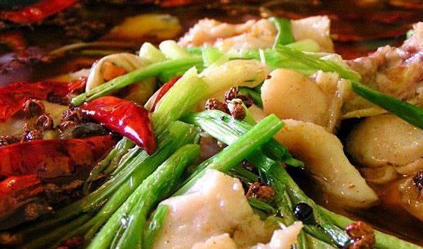水煮鱼牛肉双拼的做法