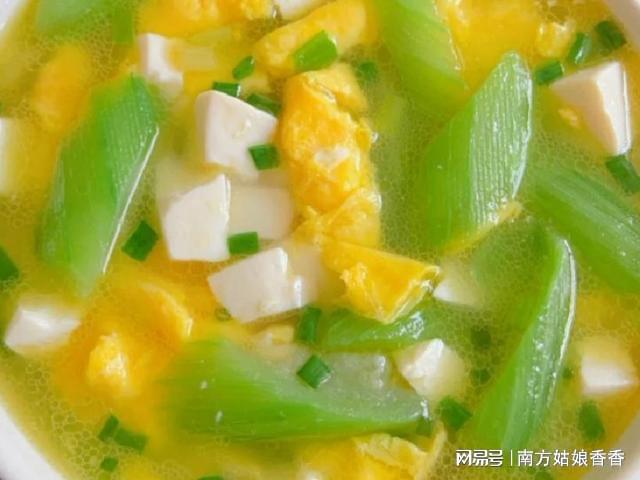 鸡蛋嫩豆腐丝瓜的做法