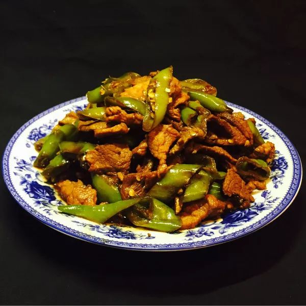 香芹炒水豆腐的做法