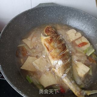 萝卜烧鱼的做法大全