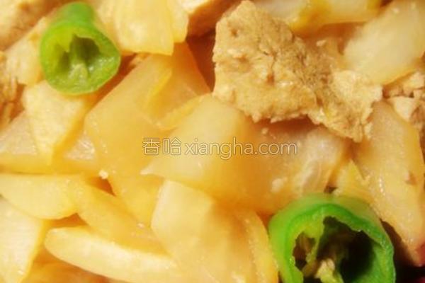 青萝卜炖豆腐的做法