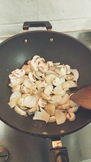 石锅豆腐肉片的做法