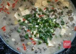 牡蛎豆腐煲汤的做法