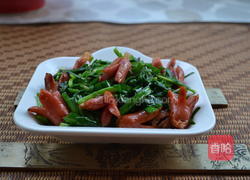 韭菜炒腊肠的做法