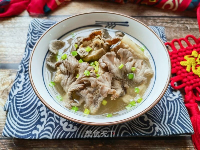 林芝菌炖排骨的做法
