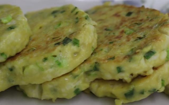 炒豆腐鸡蛋饼的做法视频