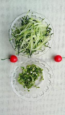 卤豆腐黄瓜凉拌的做法