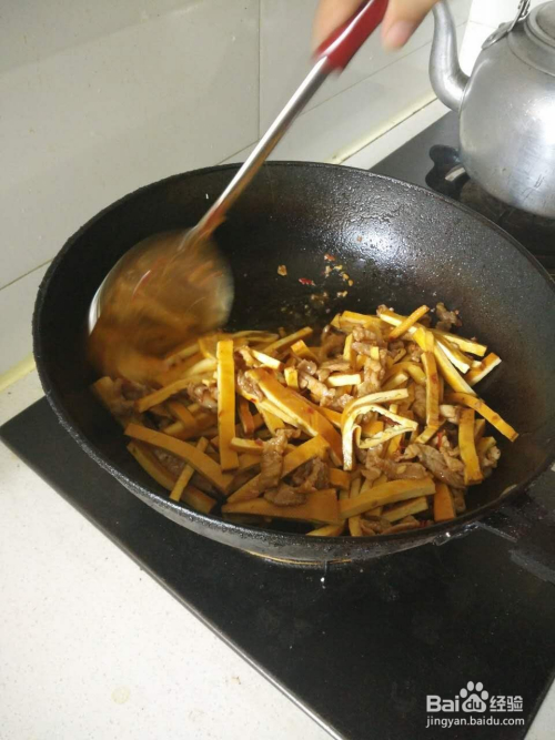 肉末辣椒豆腐干的做法
