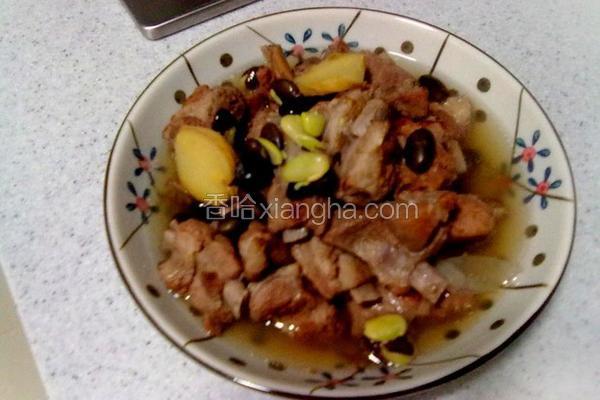 排骨炖黑豆的家常做法
