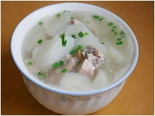 排骨白萝卜豆腐的做法
