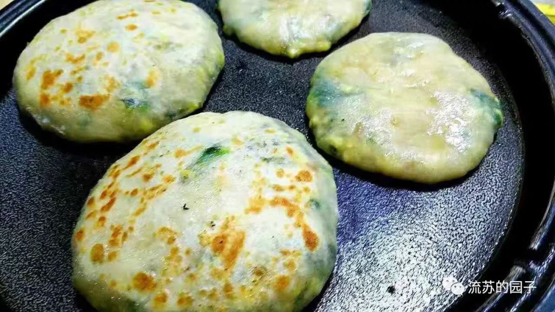 油炸芝麻饼的做法