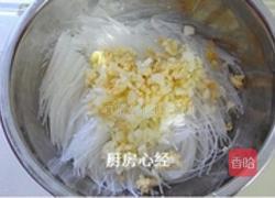 烤蒜蓉粉丝鸡蛋的做法