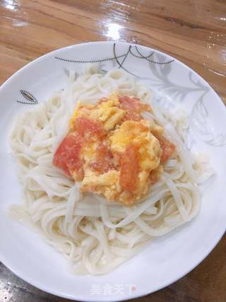鸡蛋拌面香肠的做法