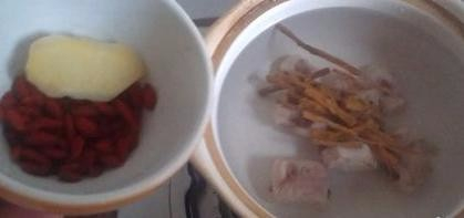 清炖排骨的做法 月子餐