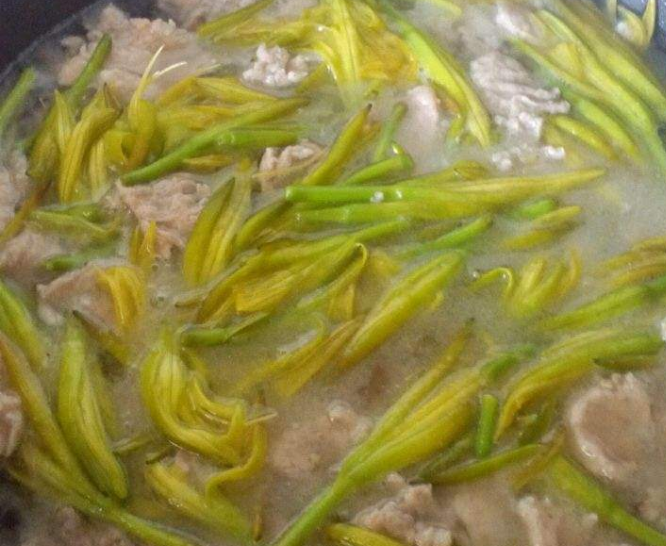 脆肉瓜肉片汤的做法