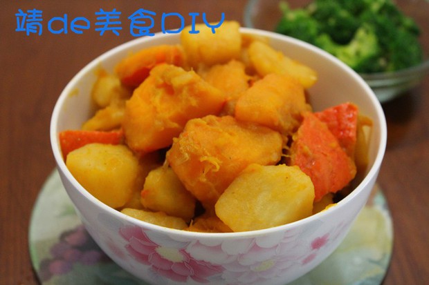 南瓜炖土豆排骨汤的做法
