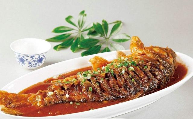 钢管烧20条鱼的做法