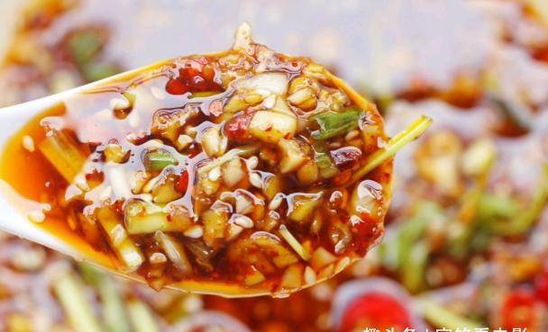 炒麻辣豆腐串馅儿的做法